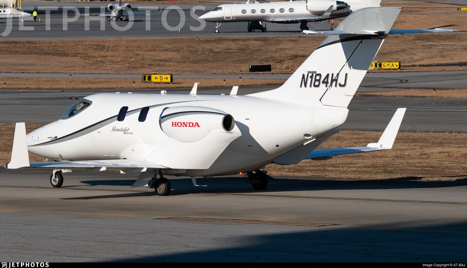 N184HJ