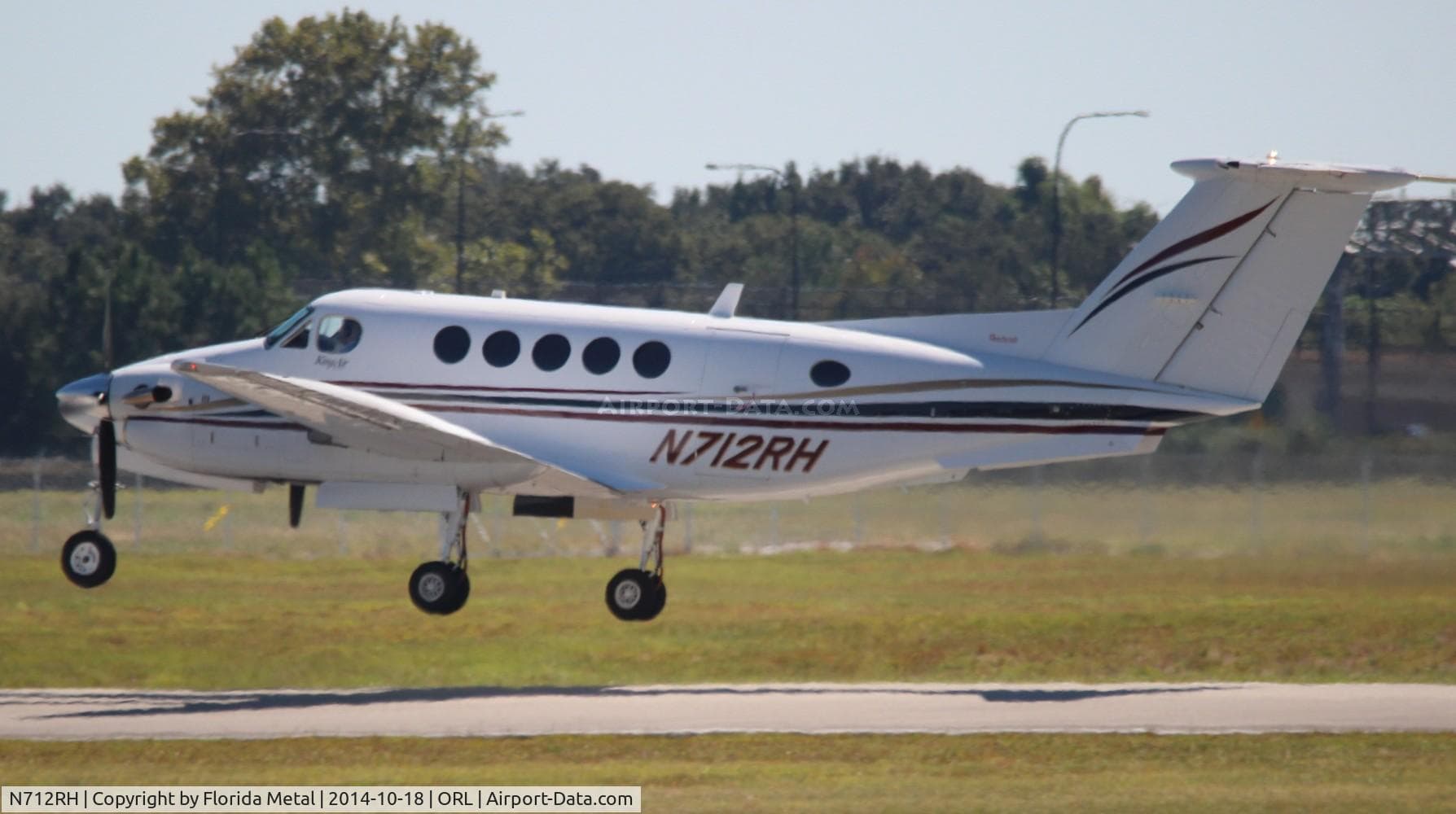 N712RH