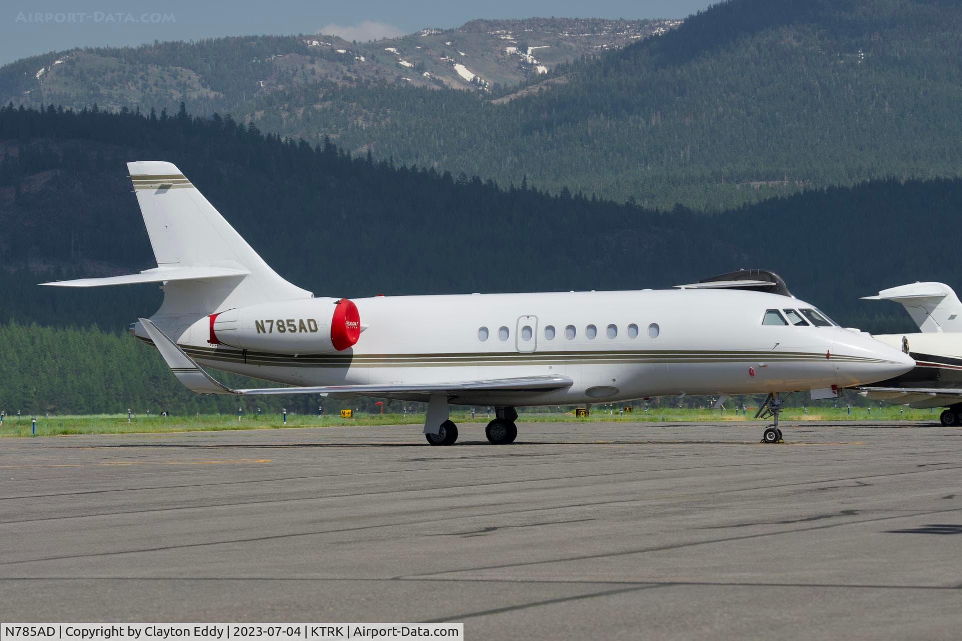 N785AD