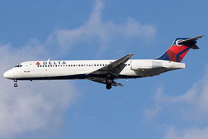 N949AT