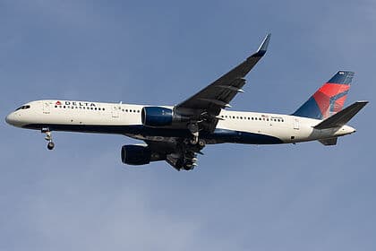 N695DL